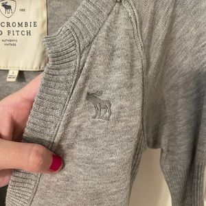 Vintage Y2K cropped cardigan